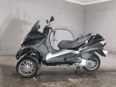 Piaggio PEERAGE MP3 250RL — фото 2
