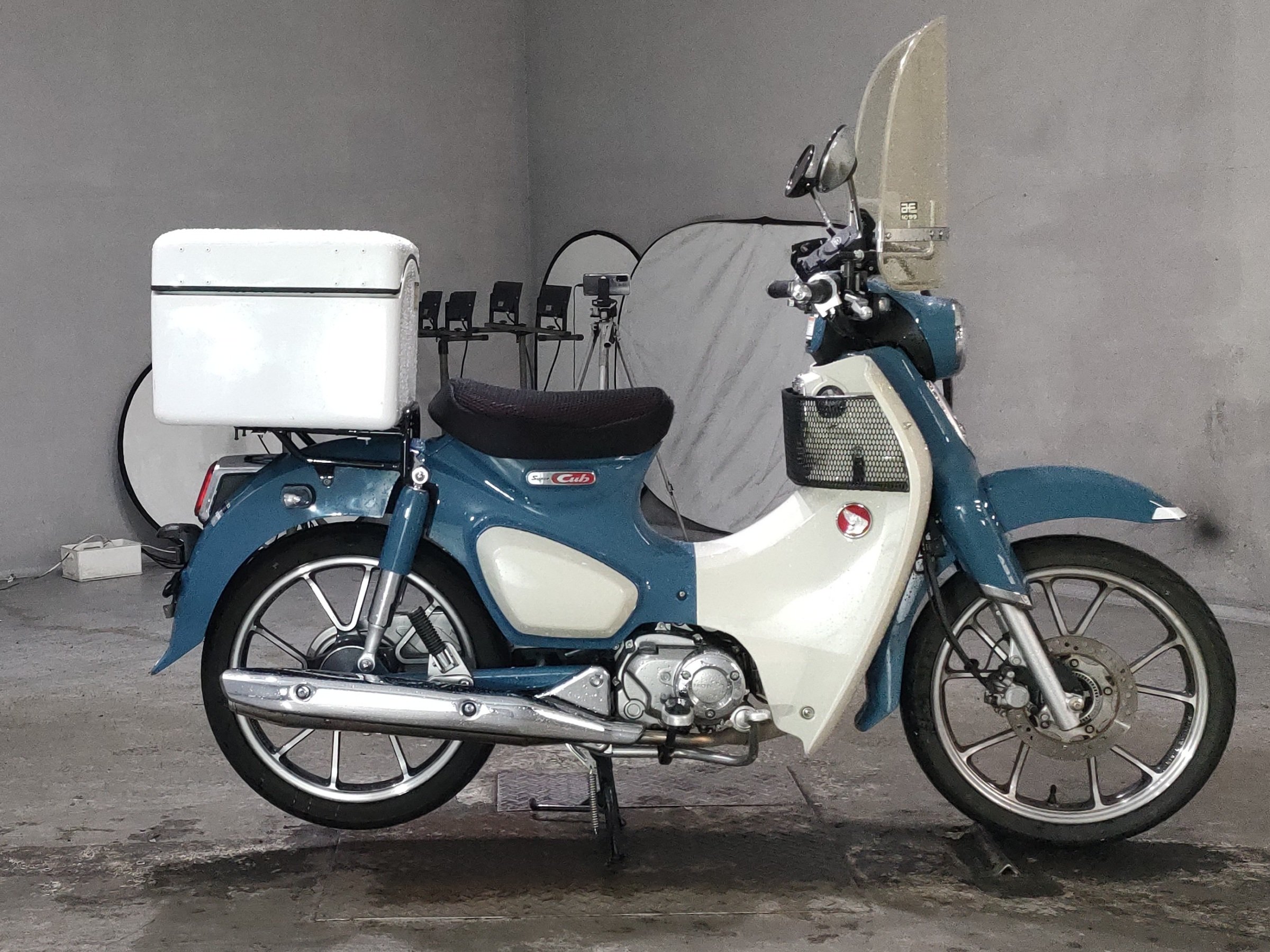 Honda SUPER CUB125