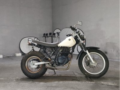 Yamaha TW225