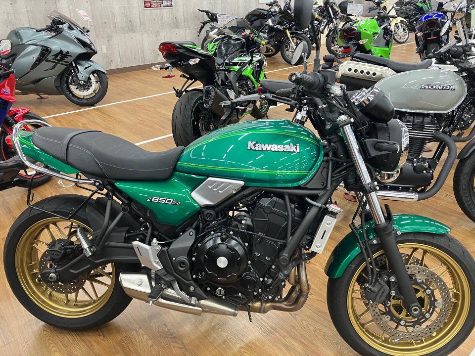 Kawasaki Z650RS — фото 4