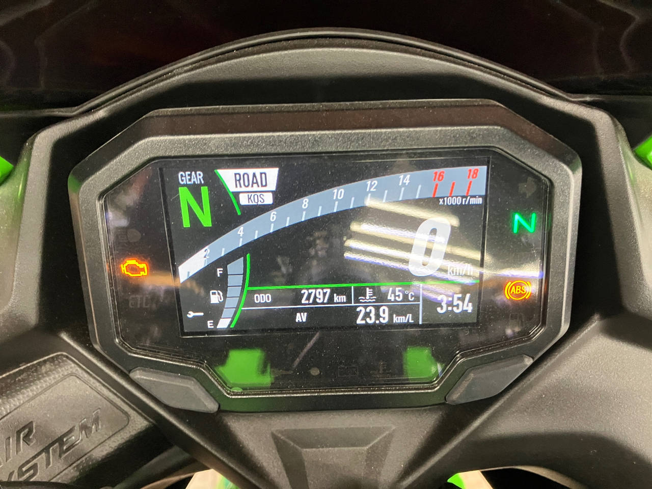4331] Kawasaki NINJA ZX-4RR - ZX400P-A05971