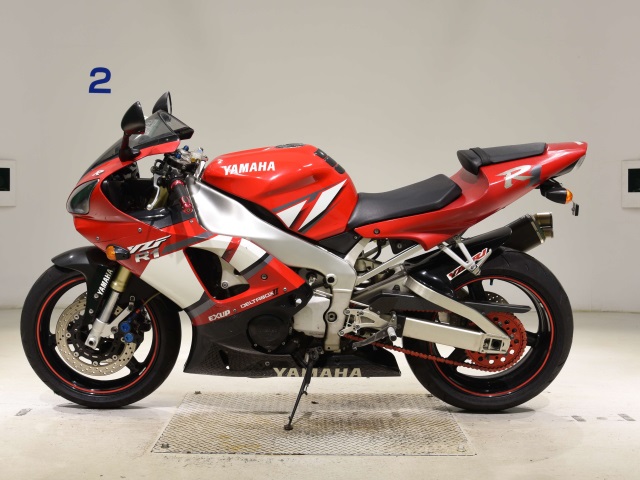 Yamaha YZF-R1 — фото 2