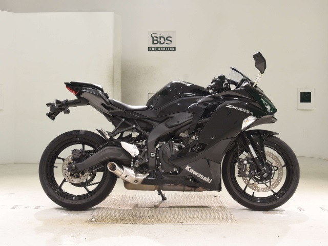 4149] Kawasaki NINJA ZX-25R - ZX250E-A14615