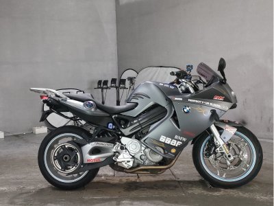 BMW F800ST