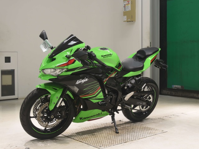 Kawasaki ZX-4RR — фото 4