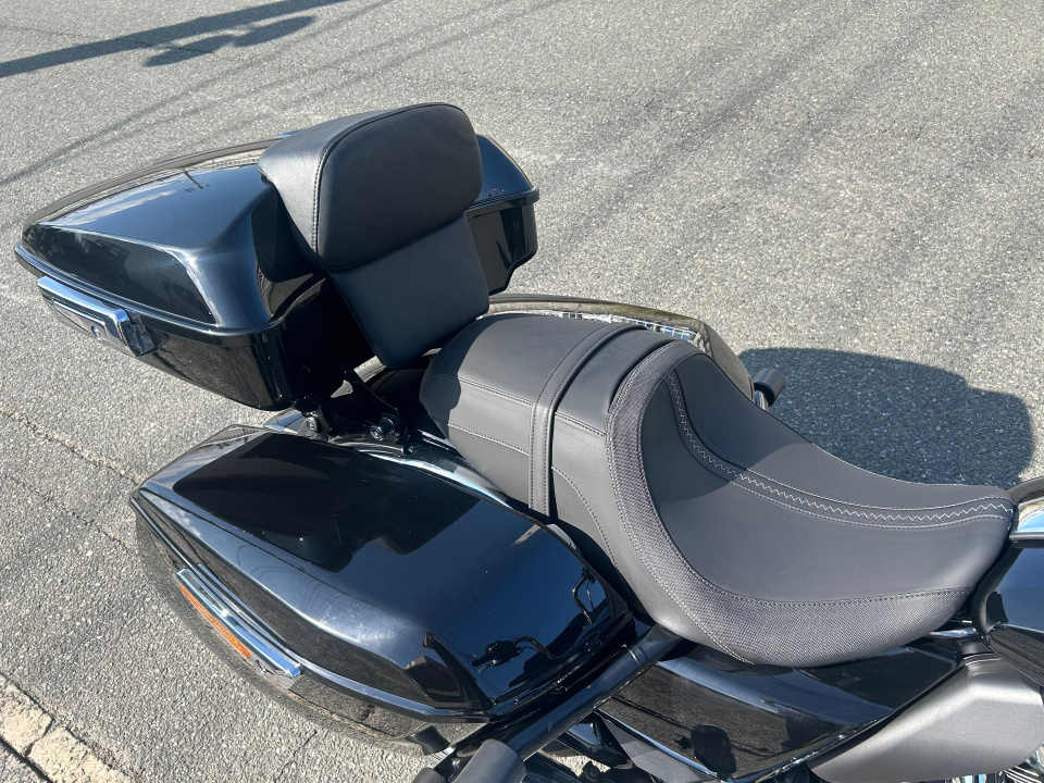 HD FLTRX ROAD GLIDE LIGHT — фото 25