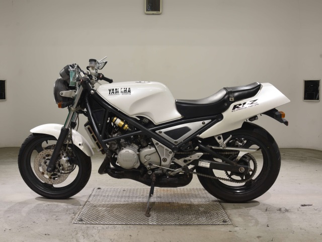 Yamaha R1-Z — фото 2