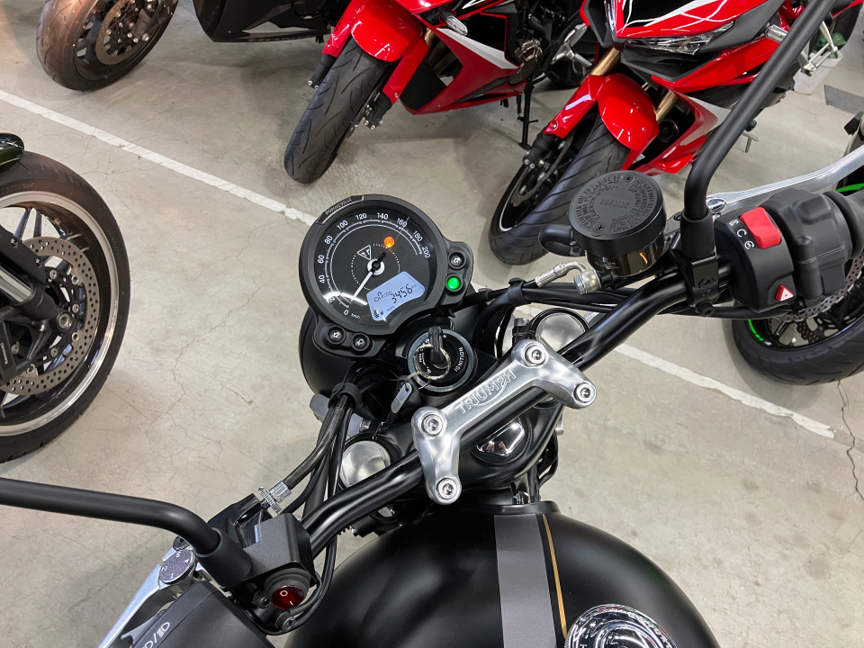 Triumph STREET TWIN — фото 3
