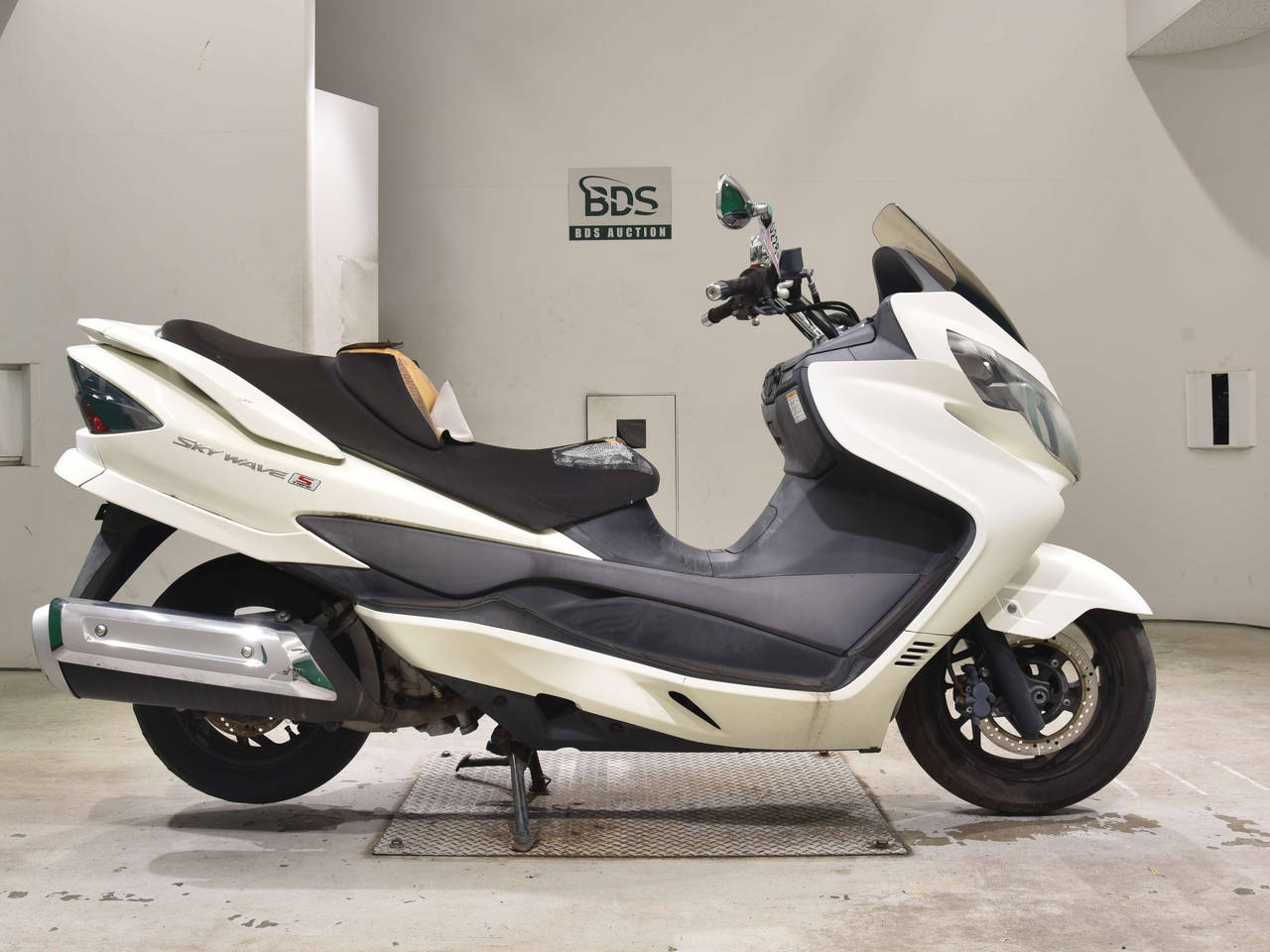 Suzuki SKYWAVE 250S