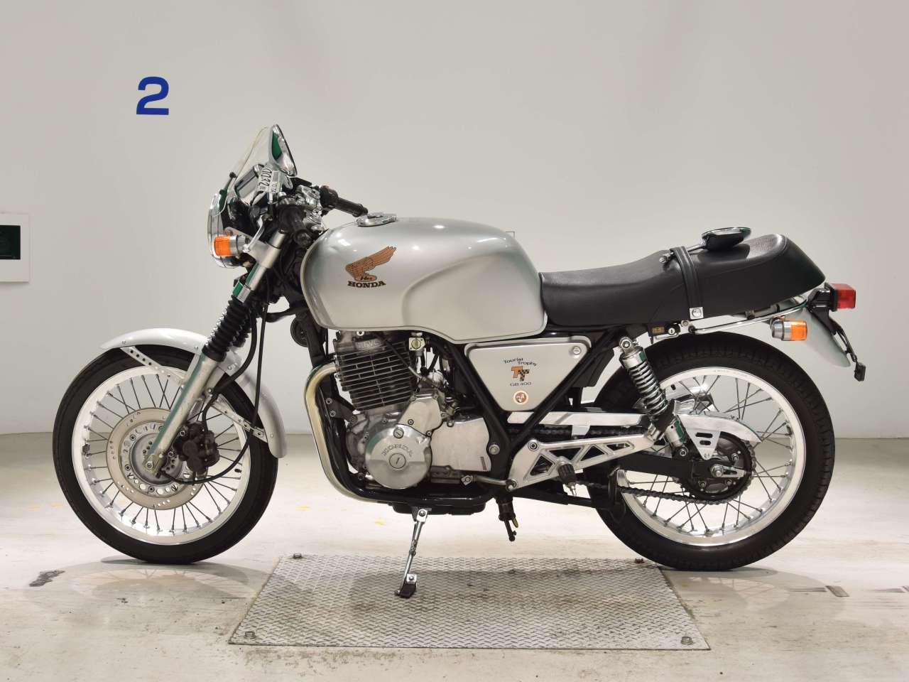 0032] Honda GB400TT - NC20-1000768