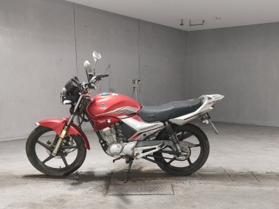 Yamaha YBR125 — фото 2