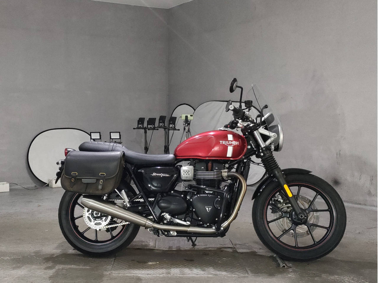 Triumph STREET TWIN 900, zdjęcie 1