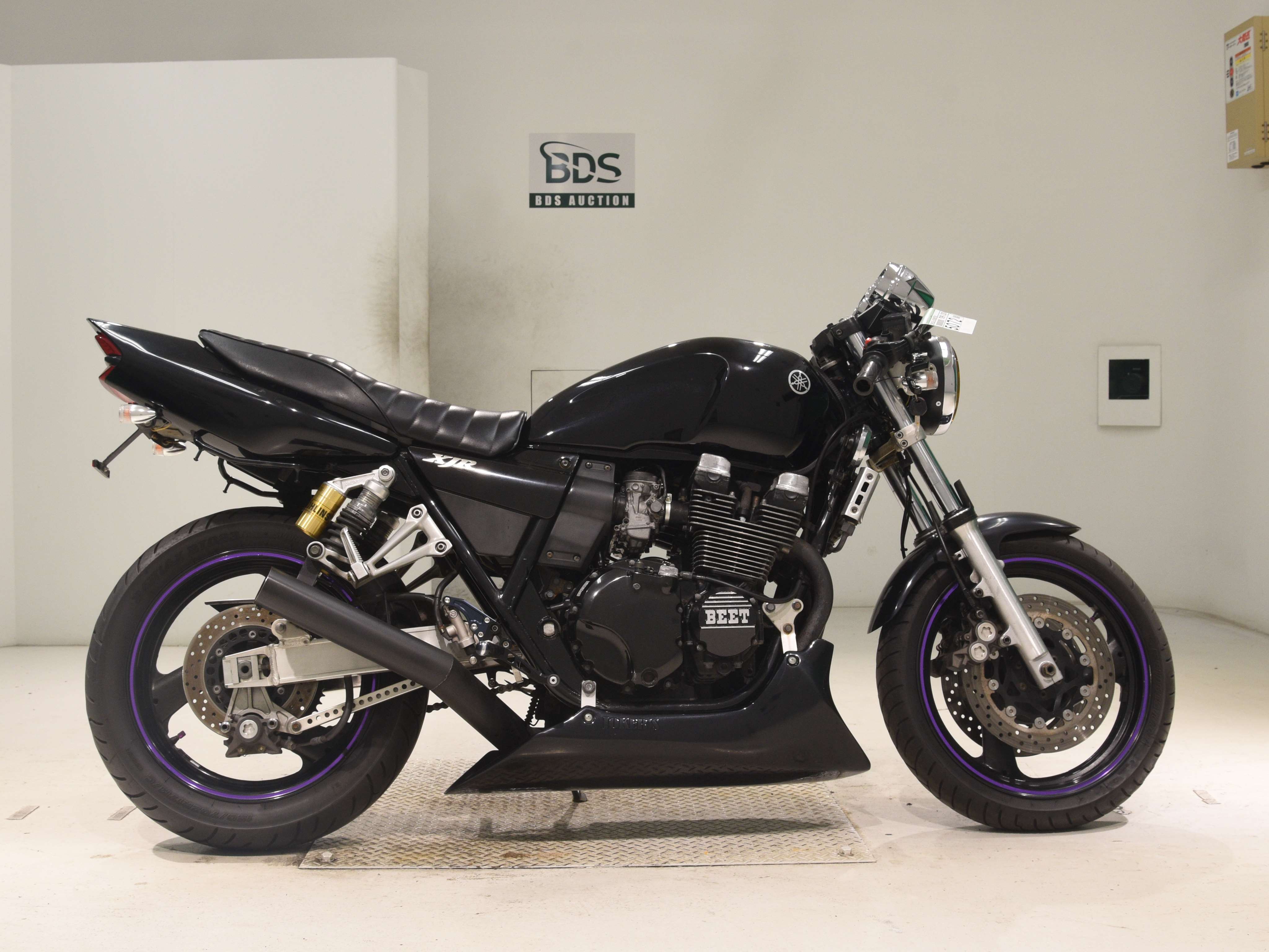 Yamaha XJR400