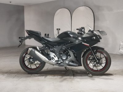 Suzuki GSX250R