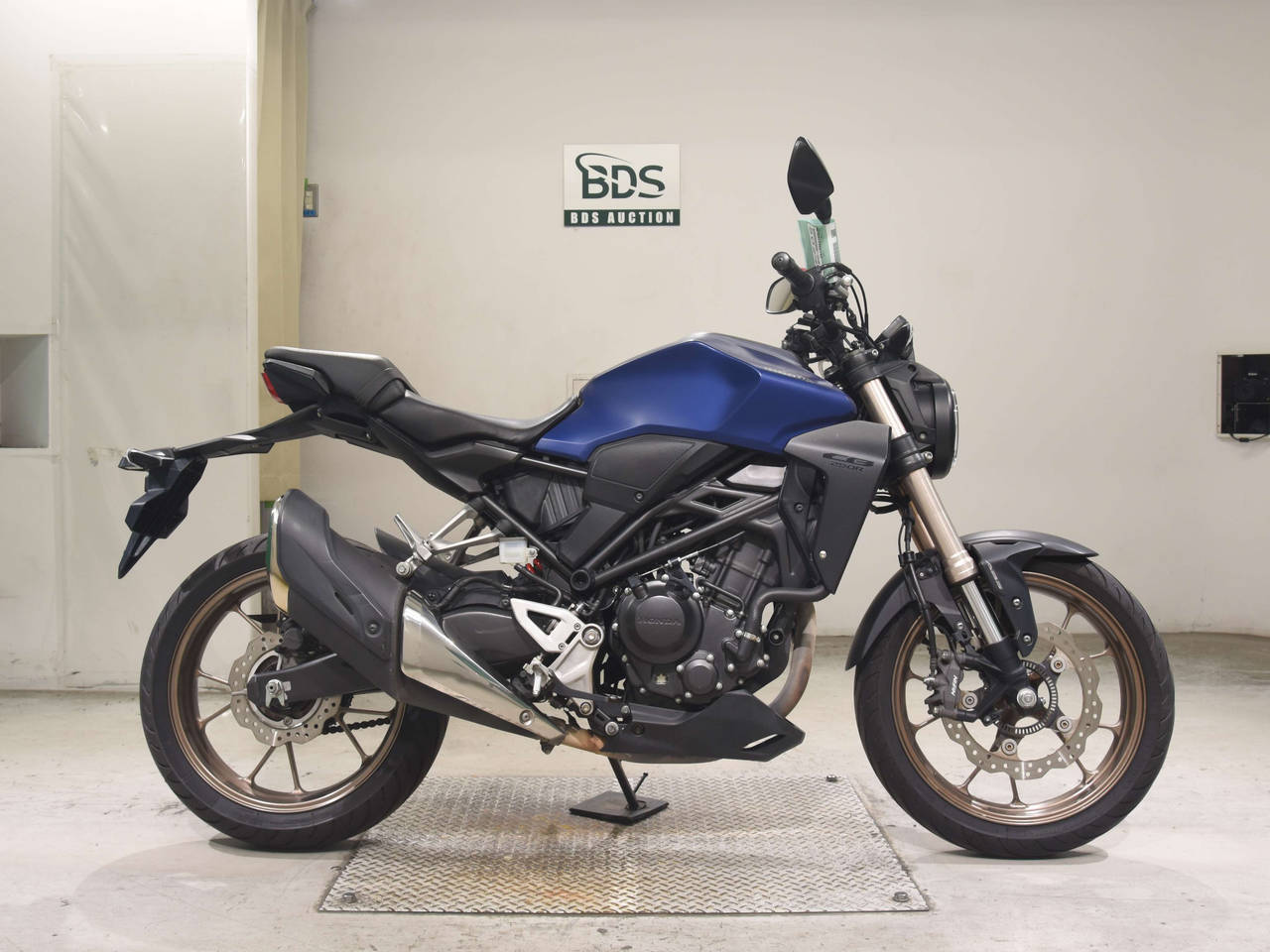 Honda CB250R