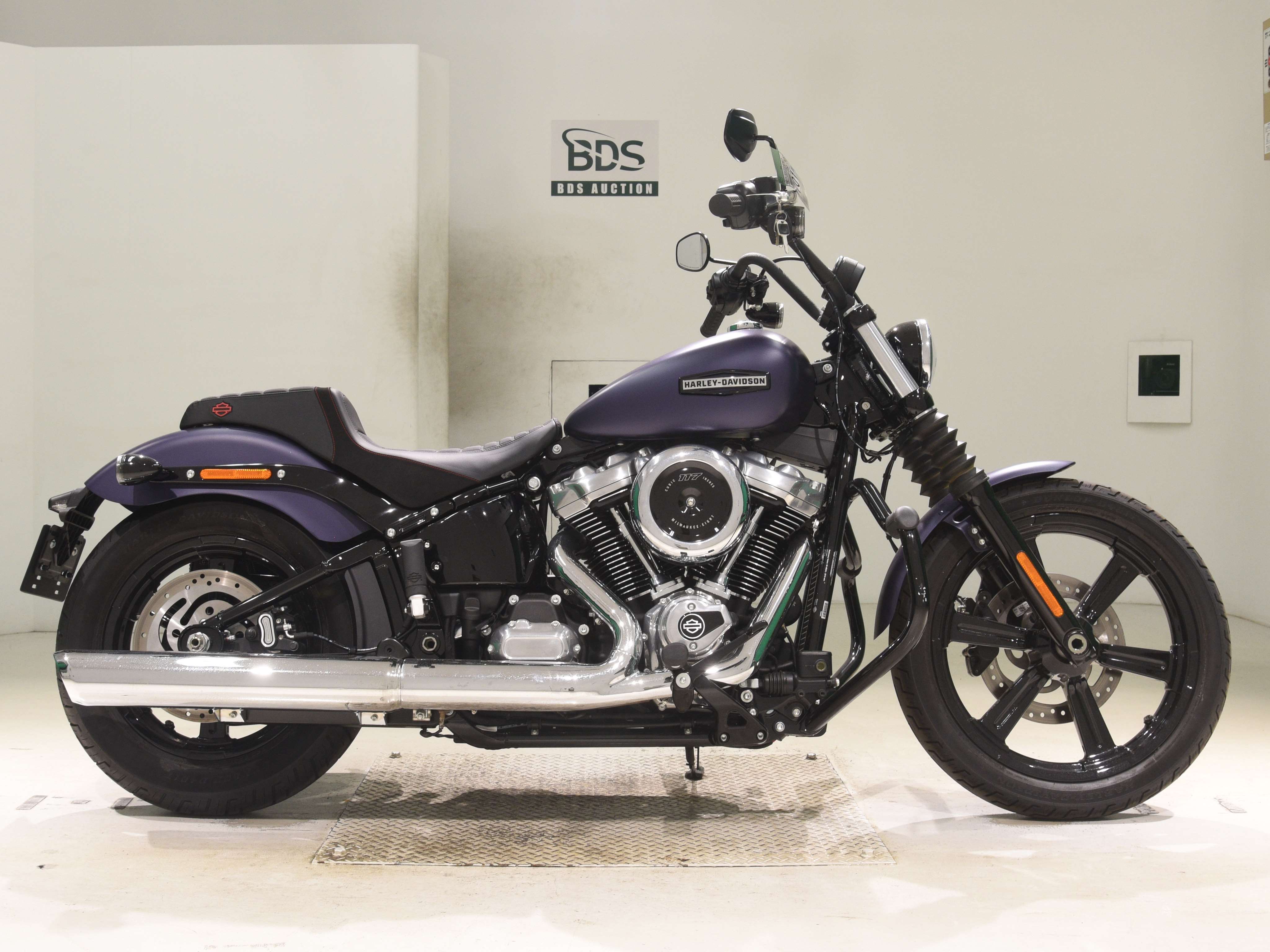 HD STREETBOB FXBB1750