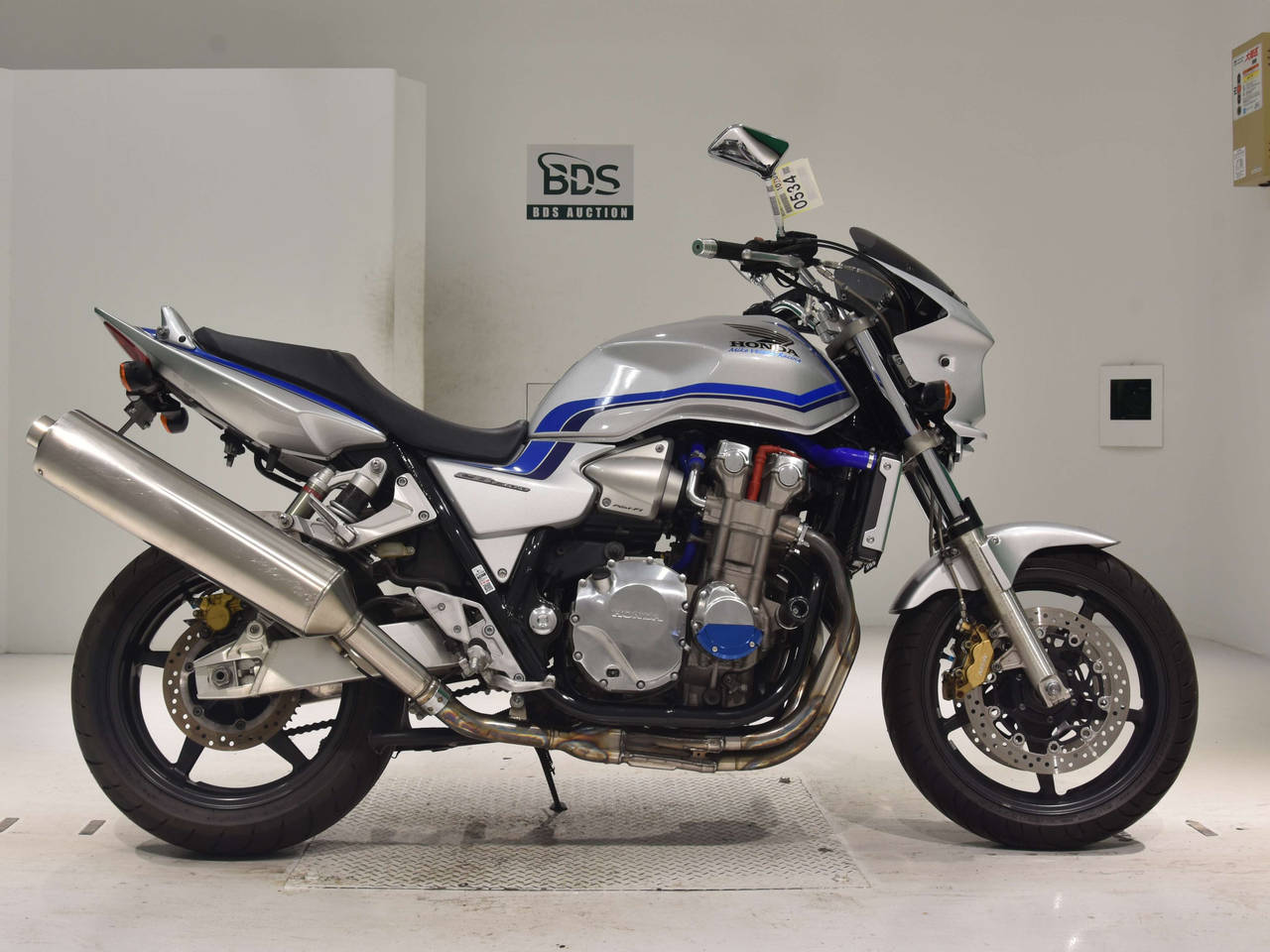 CB1300
テールカウル
中古！ Honda CB1300SF (SC54) SSB Crash Guards Protection Cage