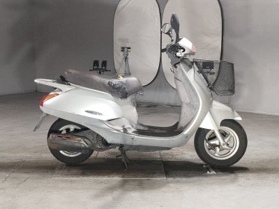 Honda LEAD100