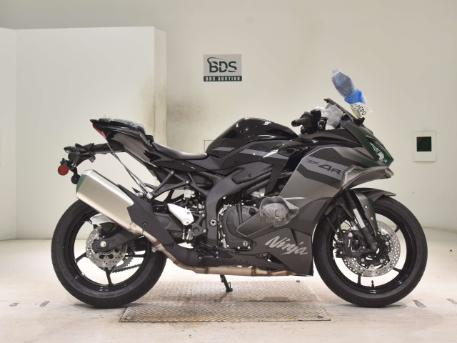 Kawasaki ZX-4R SE