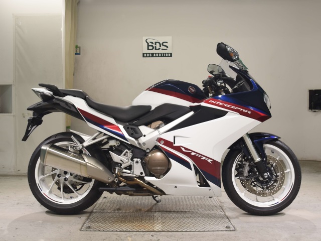 Honda VFR800F