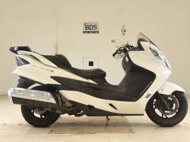 Suzuki SKYWAVE 250S