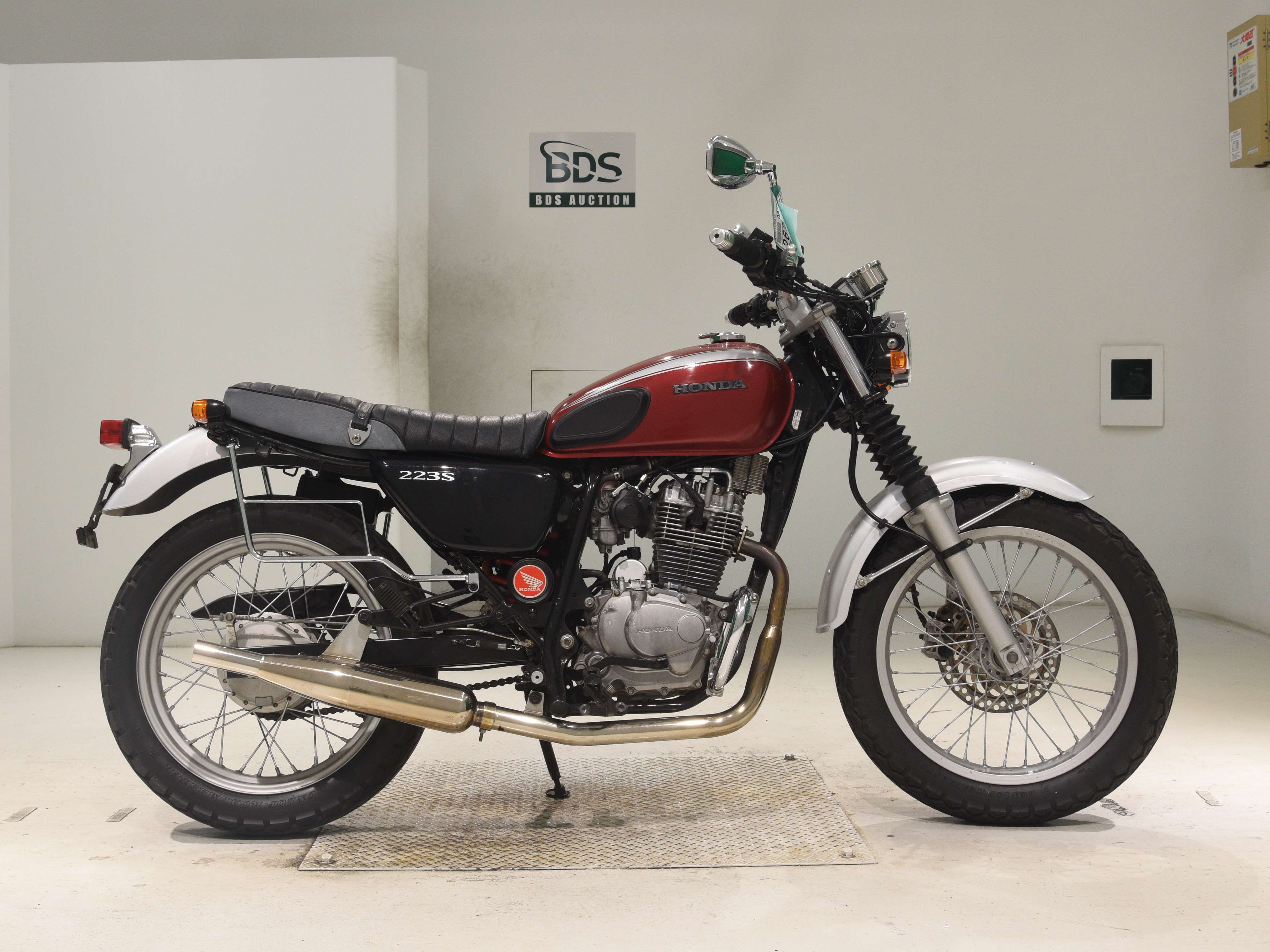 Honda CB223S