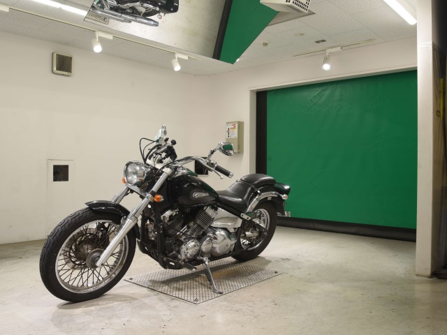 Yamaha DRAGSTAR XVS400 — фото 4
