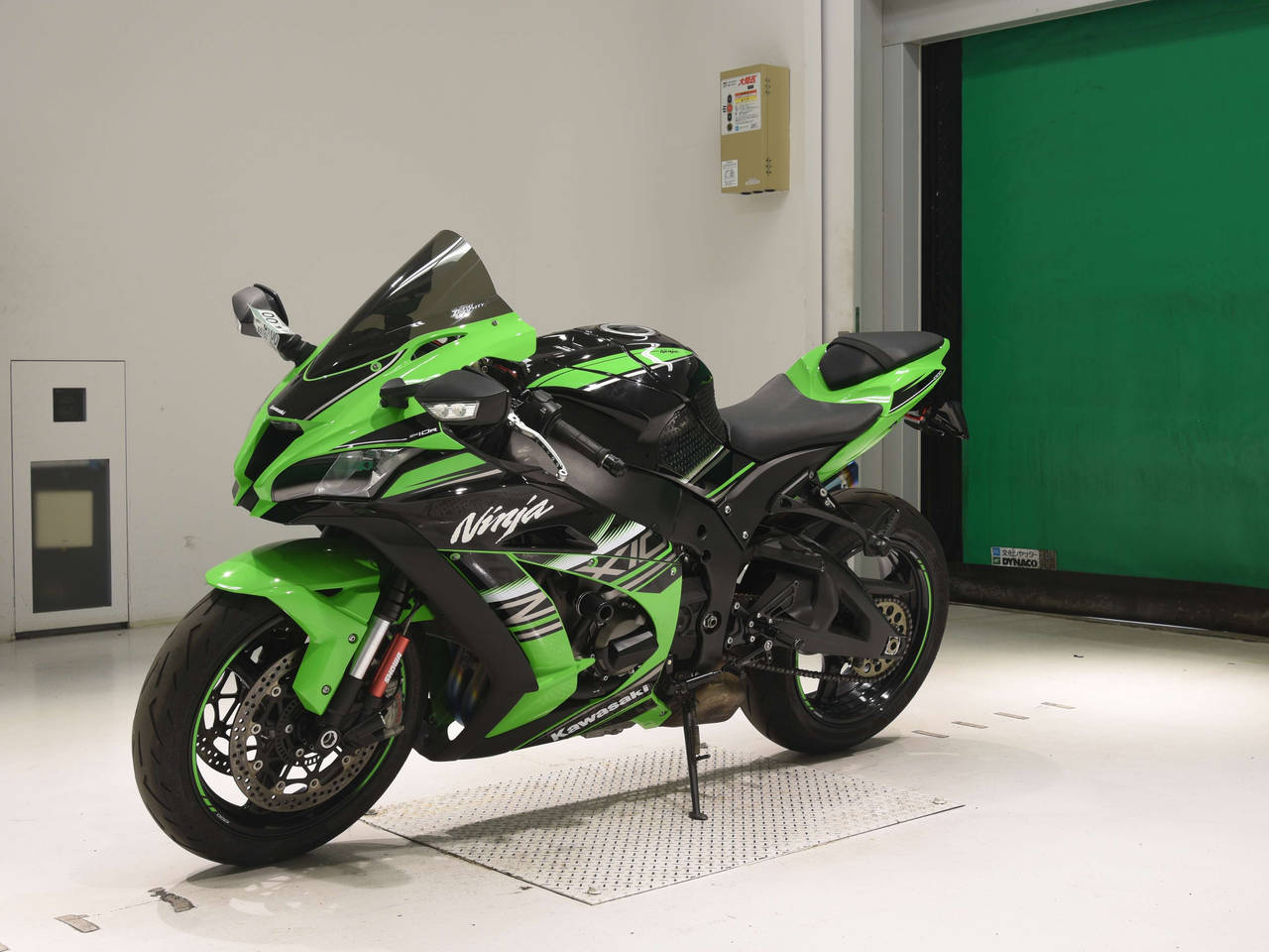 0018] Kawasaki NINJA ZX-10R - JKAZXT00SSA009701