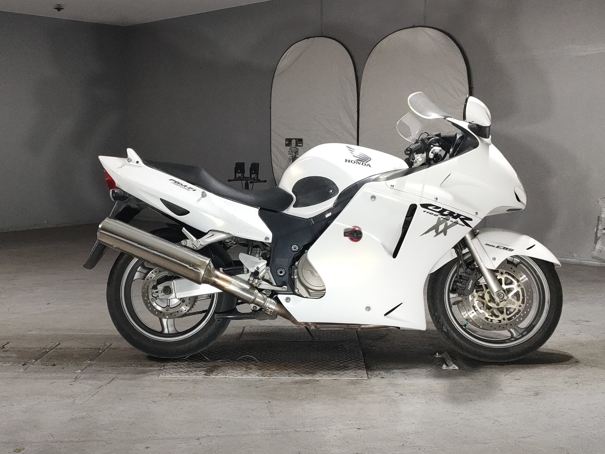 Honda CBR1100XX BLACKBIRD