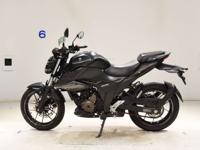 Suzuki GIXXER250 — фото 2