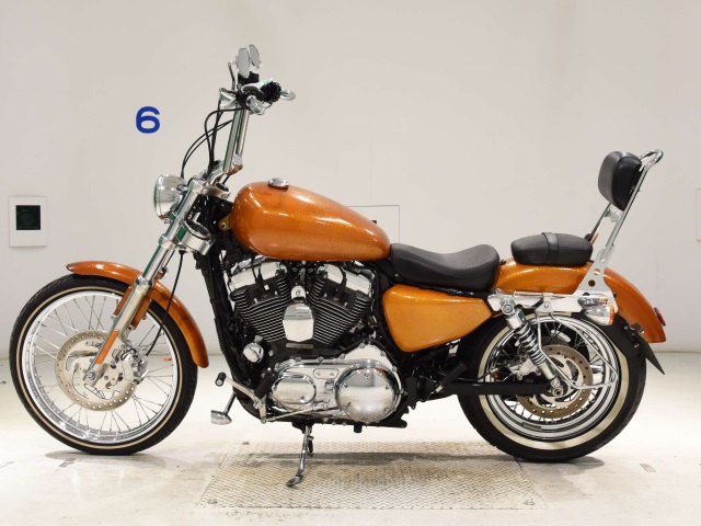 HD SPORTSTER SEVENTY-TWO XL1200V — фото 2