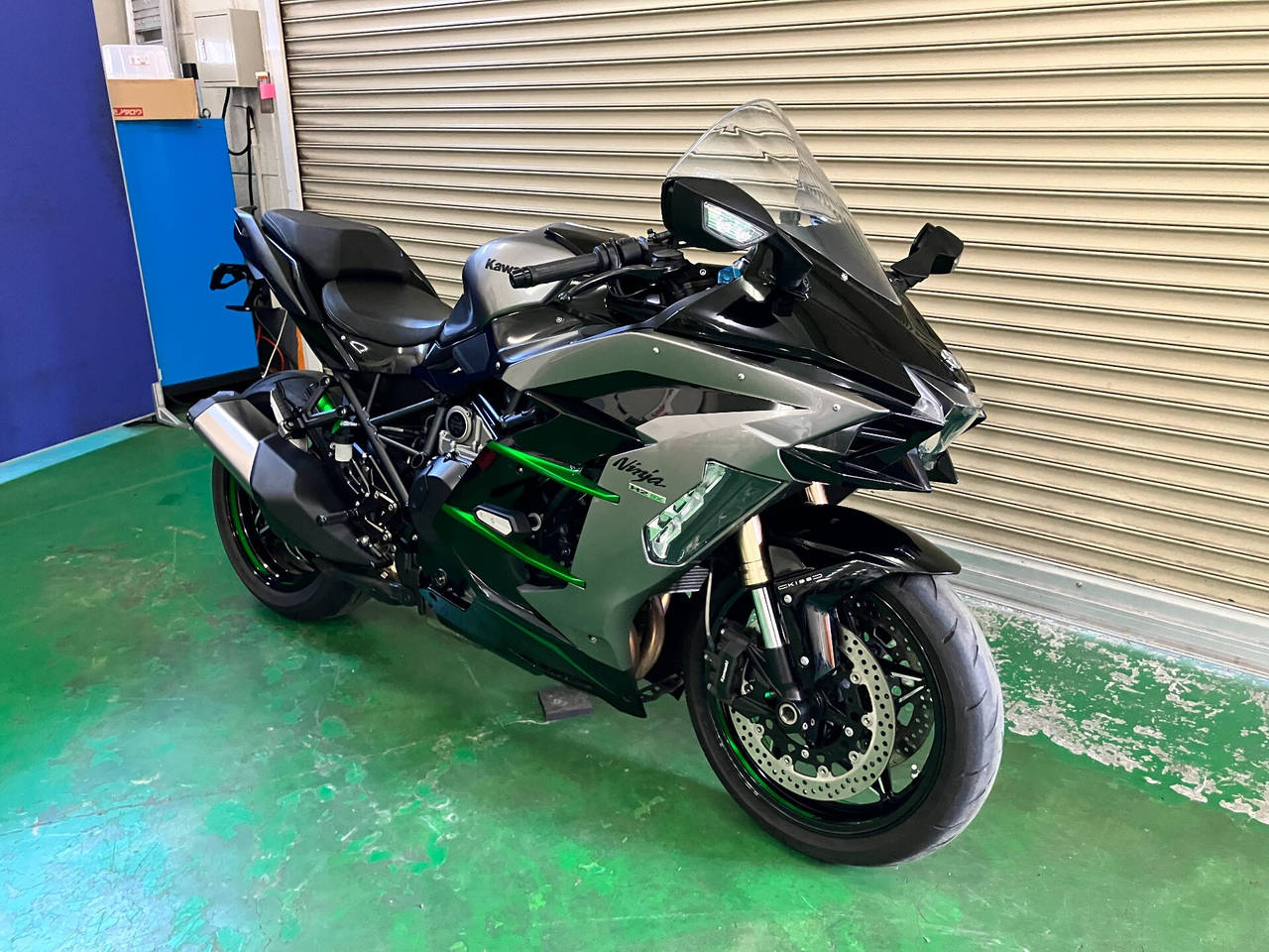 2263] Kawasaki NINJA H2 SX - ZX02A-009922