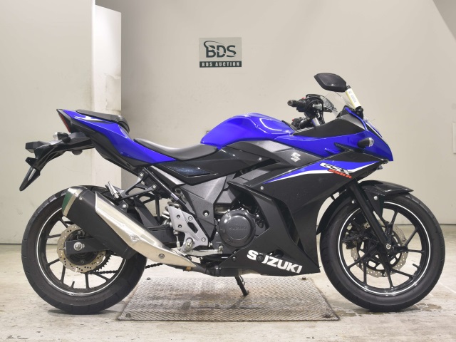 Suzuki GSX250R