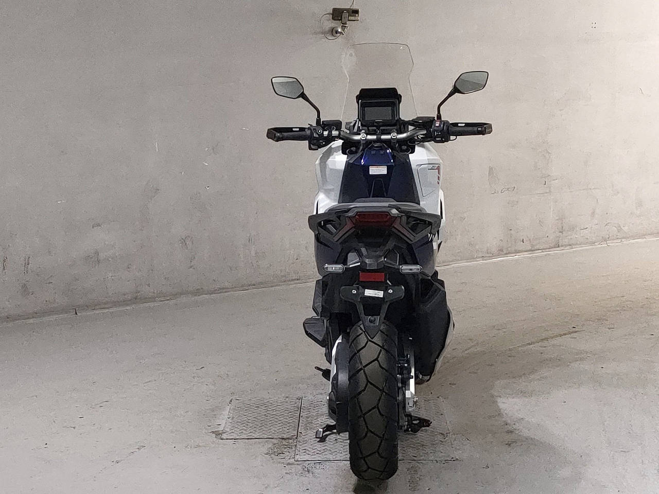 [7180] Honda X-ADV750 - RH21-1100176