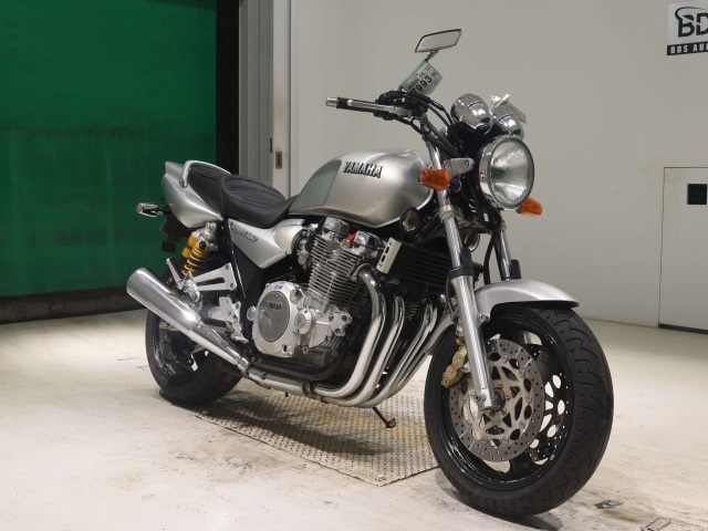 Yamaha XJR1300 — фото 3