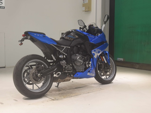 Suzuki GSX-8R — фото 5