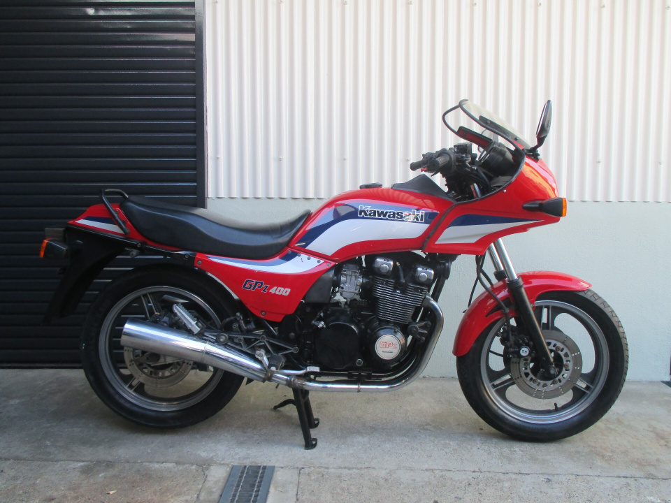 Kawasaki GPZ400F