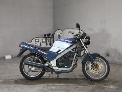 Honda VTZ250