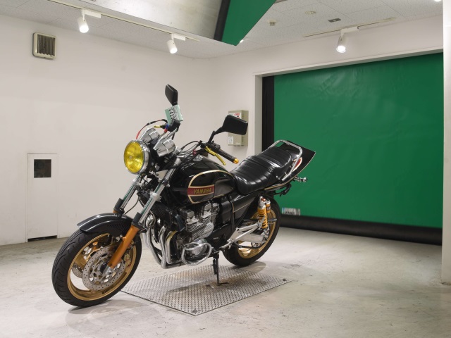 Yamaha XJR400 — фото 4