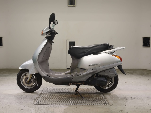 Honda LEAD100 — фото 2