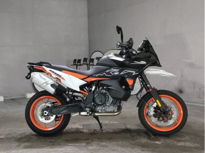 KTM 890 ADVENTURE