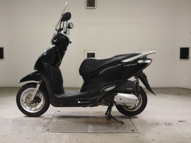 Honda LEAD125 — фото 2