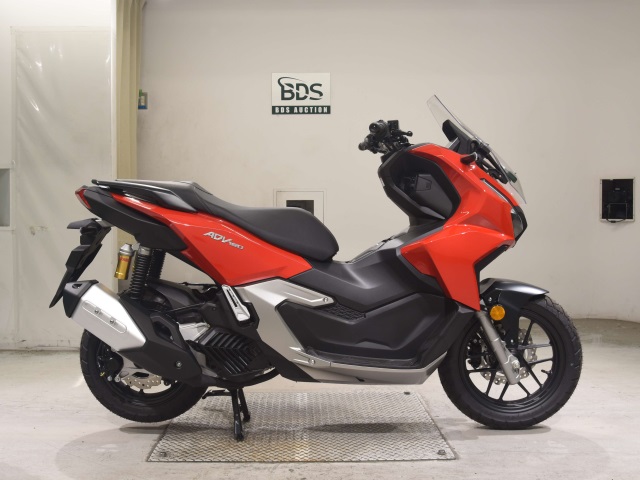 Honda ADV 160