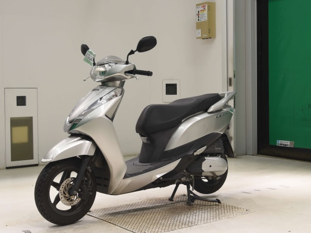 Honda LEAD125 — фото 4