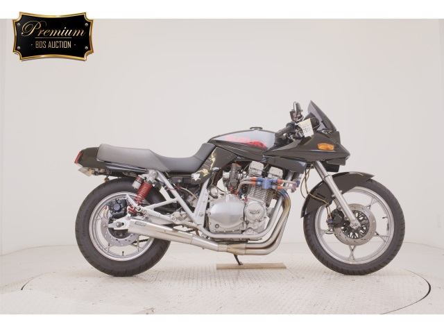 Suzuki GSX1100S KATANA