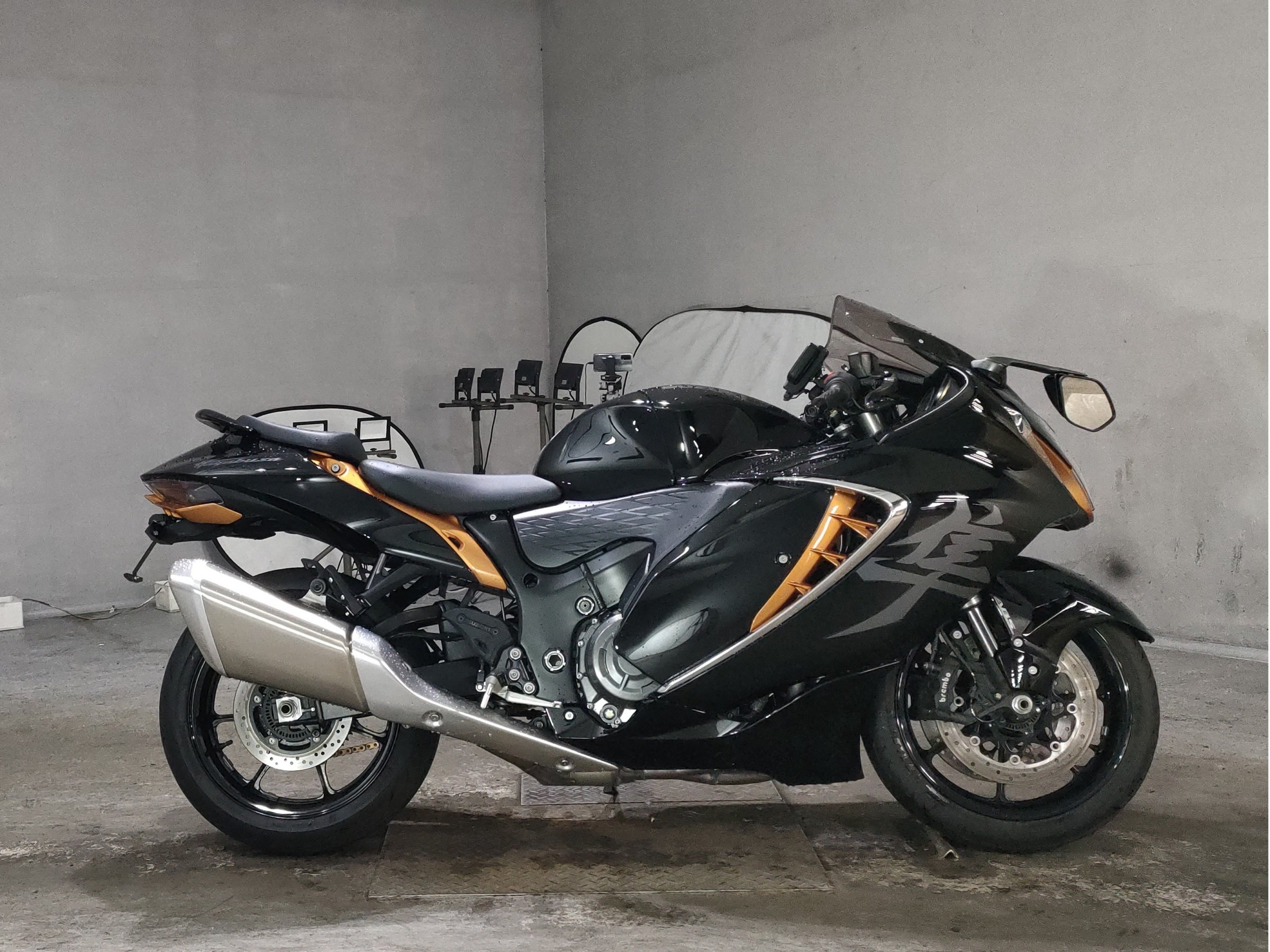 Suzuki GSX1300R HAYABUSA