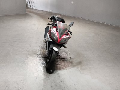 Yamaha YZF-R15 — фото 3