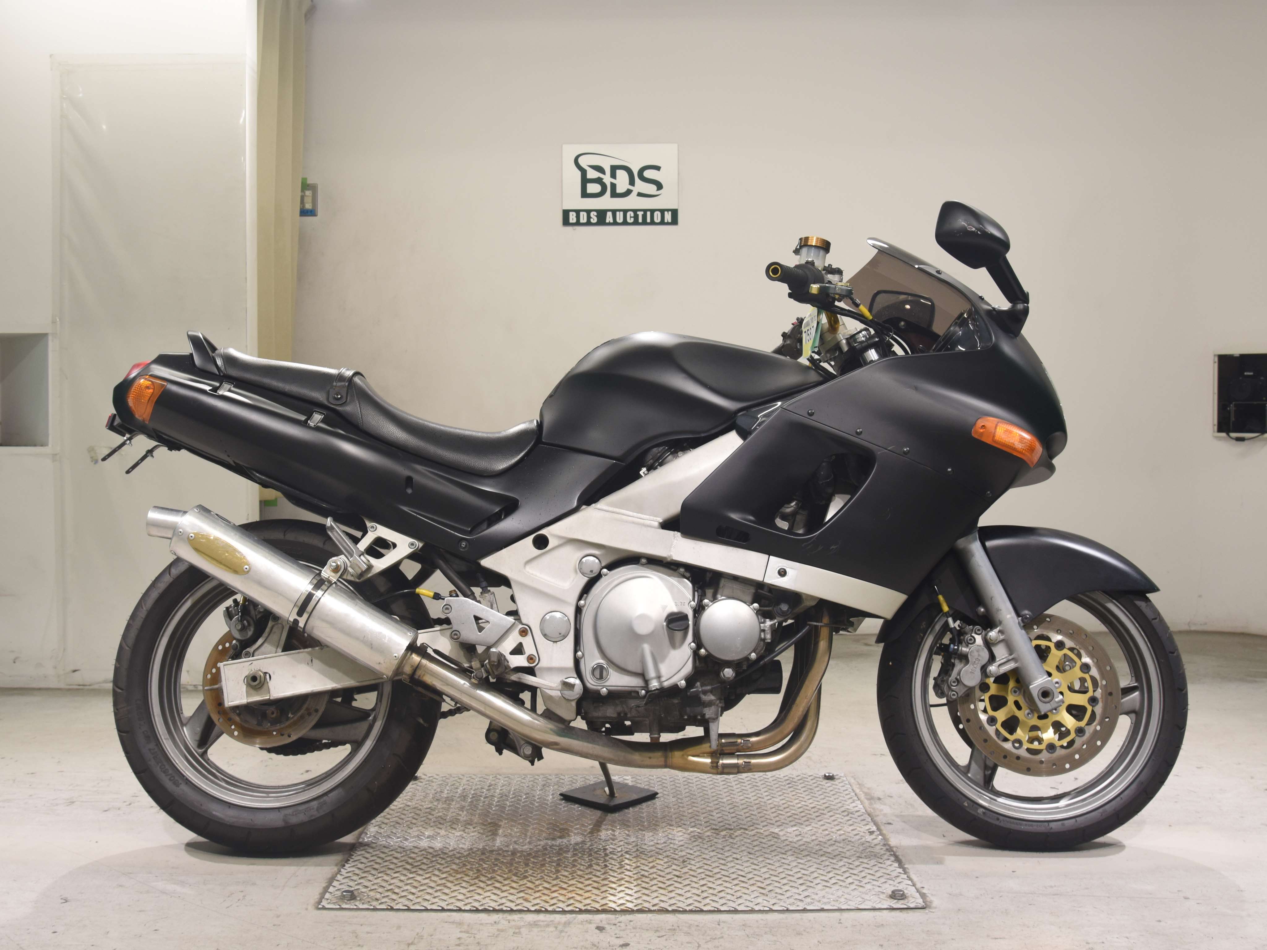Kawasaki ZZ-R400