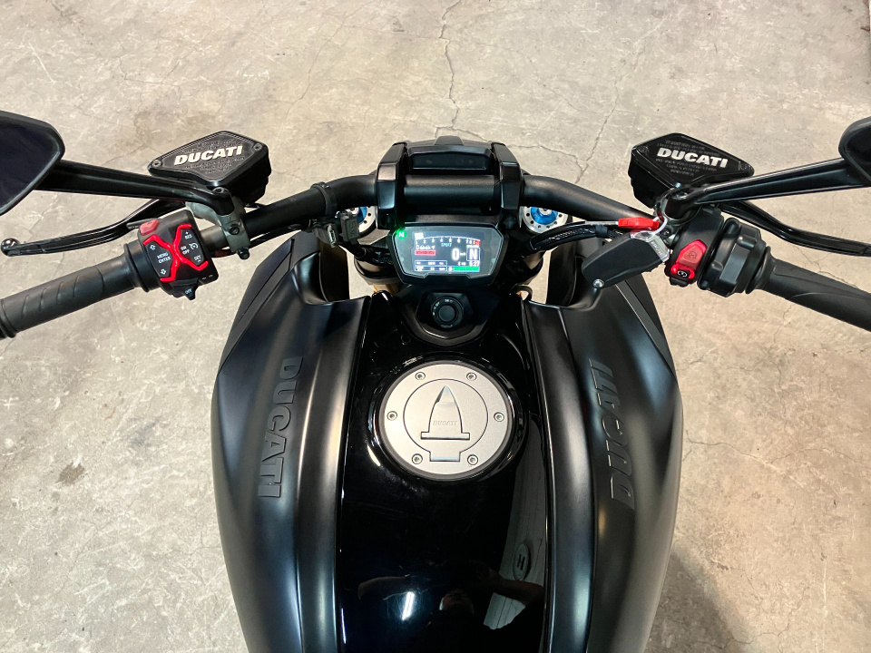 Ducati DIAVEL 1260S — фото 30