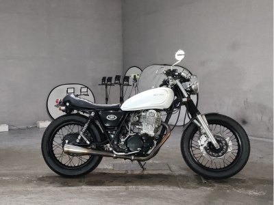 Yamaha SR 400